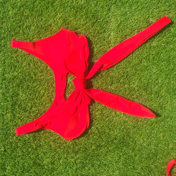 BowTie Bikini - Picture 5 of 8